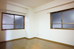 ファミール　ｙｏｕ 202 2階2DKのリビング/ダイニング