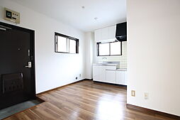 ハイツ大浦 201 2階1DKのリビング/ダイニング