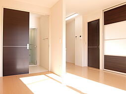 サニーメゾン獅子ヶ谷 102 1階1LDKのリビング/ダイニング