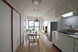 JR東海道・山陽本線 西明石駅 徒歩7分の賃貸マンション 4階3LDKのリビング/ダイニング