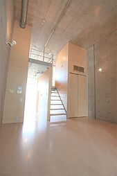 フランプ 511 5階1DKのリビング/ダイニング