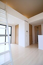 プリュネル安里 806 8階ワンルームのリビング/ダイニング