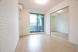 レゾナーレ 202 2階1LDKのリビング/ダイニング