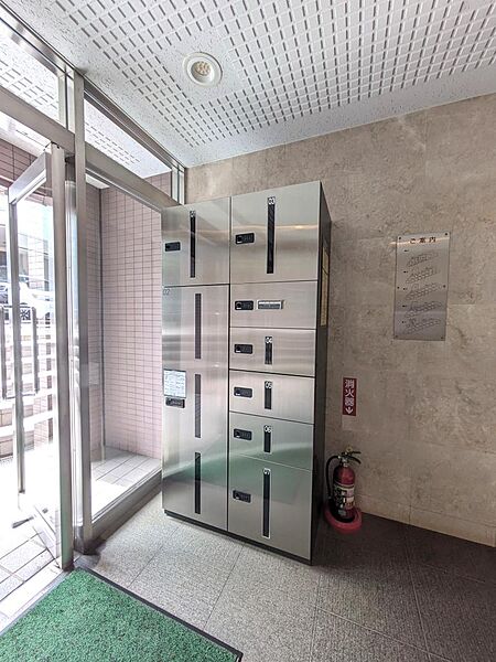宅配ボックスも設置済みです♪