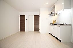 JR関西本線 東部市場前駅 徒歩8分の賃貸アパート 1階1LDKのリビング/ダイニング