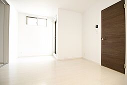 JR関西本線 東部市場前駅 徒歩9分の賃貸アパート 3階1LDKのリビング/ダイニング