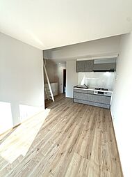 京成本線 お花茶屋駅 徒歩15分の賃貸タウンハウス 1階1LDKのリビング/ダイニング