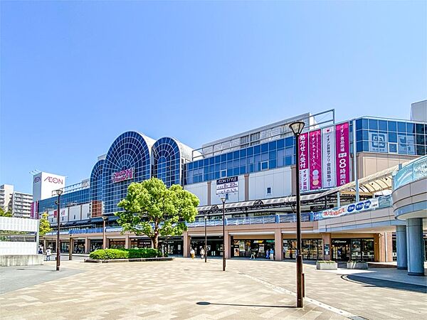 イオン新浦安ショッピングセンター（410m）