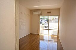 アンソレール　Ａ 103 1階1Kのリビング/ダイニング