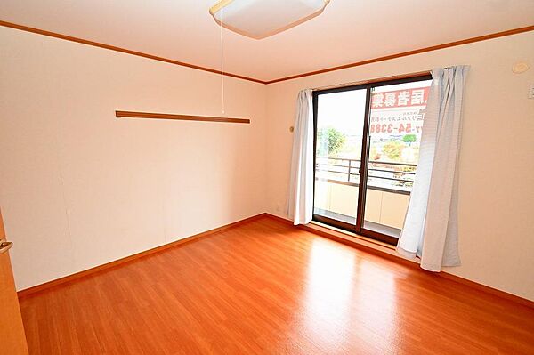 apartment 群馬県桐生市新里町新川955-6
新里町新川の賃貸情報を見る
物件地図