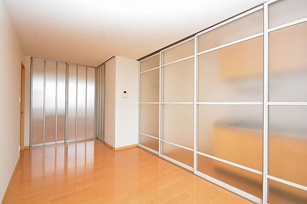 apartment 群馬県みどり市笠懸町阿左美814-1
笠懸町阿左美の賃貸情報を見る
物件地図