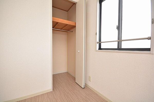 apartment 群馬県みどり市笠懸町阿左美602-9
笠懸町阿左美の賃貸情報を見る
物件地図