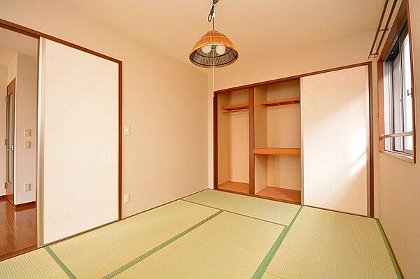 apartment 群馬県桐生市新里町新川3986
新里町新川の賃貸情報を見る
物件地図