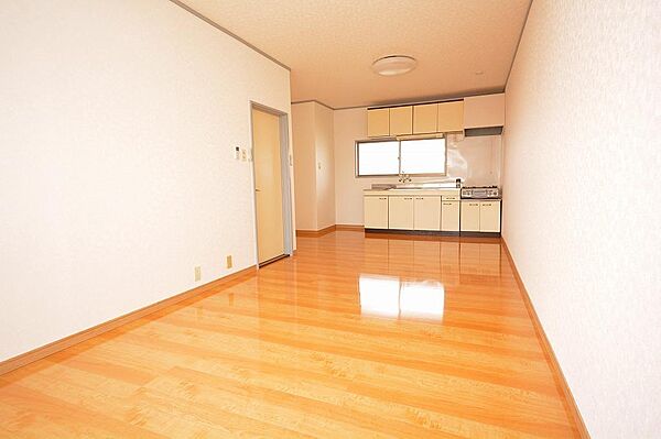 apartment 群馬県桐生市新里町新川1380-106
新里町新川の賃貸情報を見る
物件地図