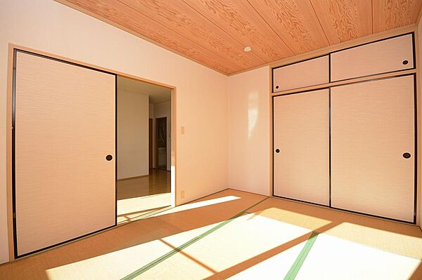 apartment 群馬県みどり市笠懸町阿左美1519-7
笠懸町阿左美の賃貸情報を見る
物件地図