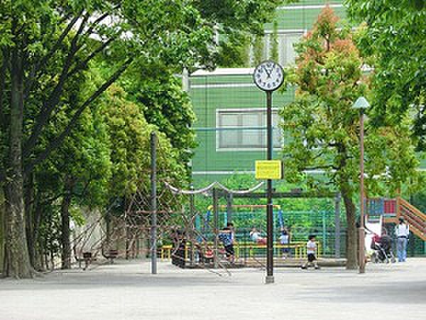 周辺環境:泉岳寺前児童遊園
