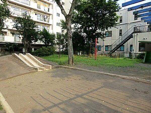 周辺環境:上高井戸南公園