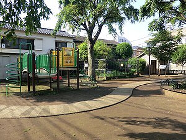 周辺環境:本町北児童遊園地