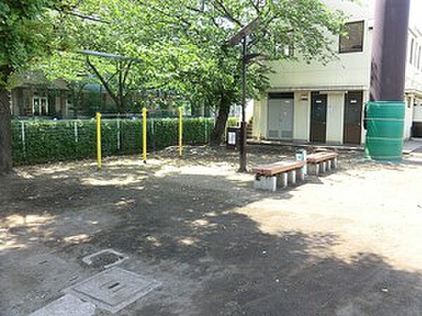 周辺環境:新月島公園