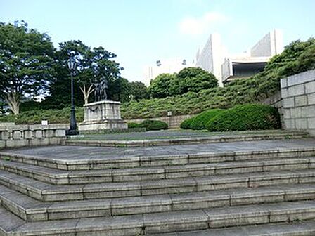 周辺環境:三宅坂小公園