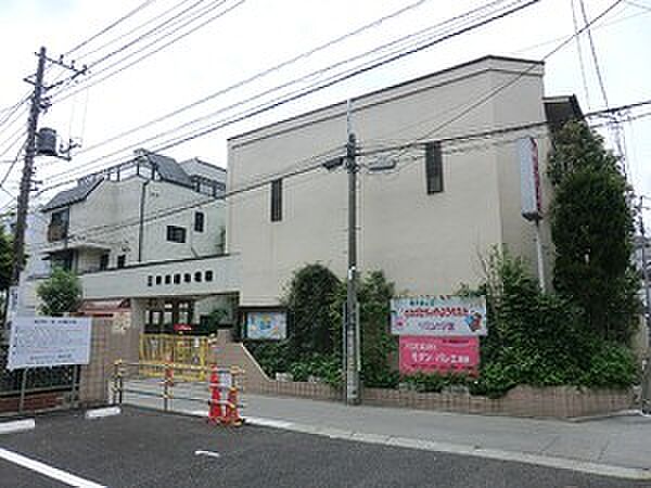 周辺環境:三軒茶屋幼稚園