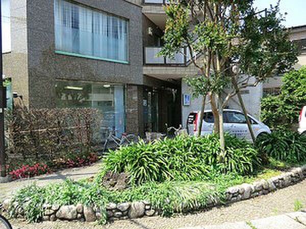 周辺環境:恵泉クリニック