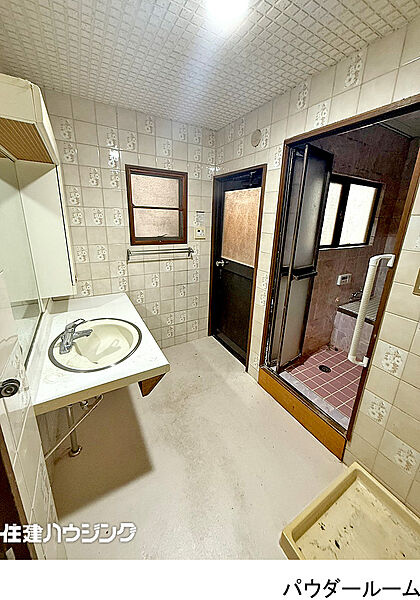 現状の建物内装