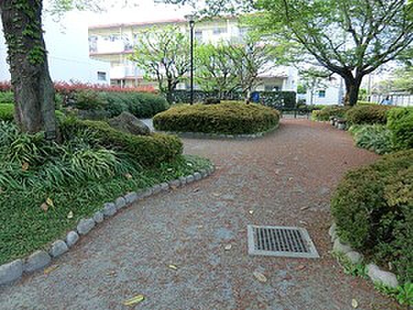 周辺環境:上鷺いこい公園