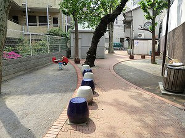 周辺環境:松本町児童遊園
