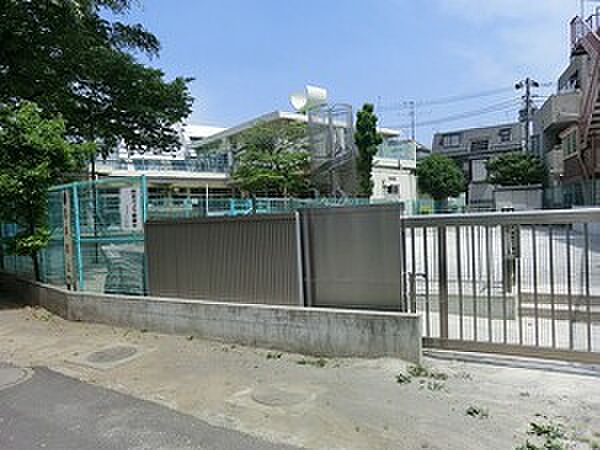 周辺環境:下北沢保育園