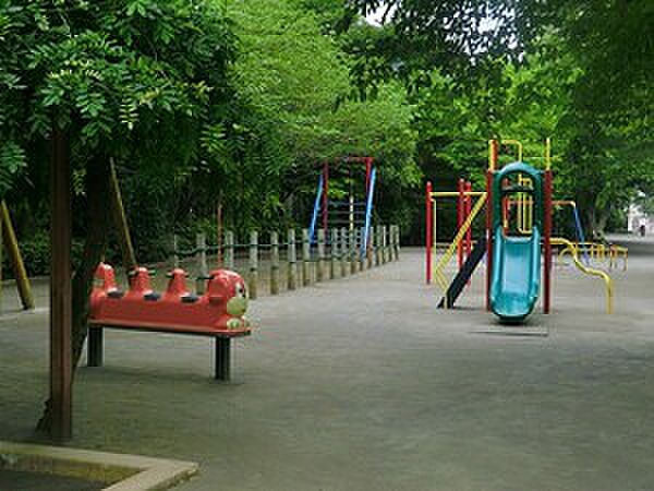 周辺環境:三田公園