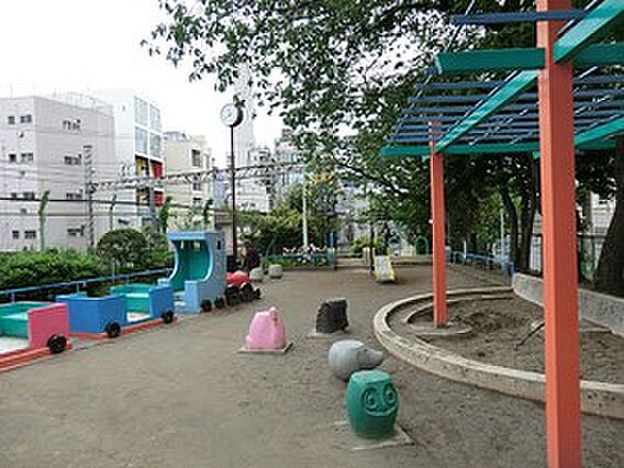 上原児童遊園地