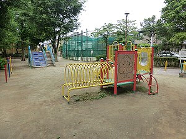 周辺環境:高井戸正用公園