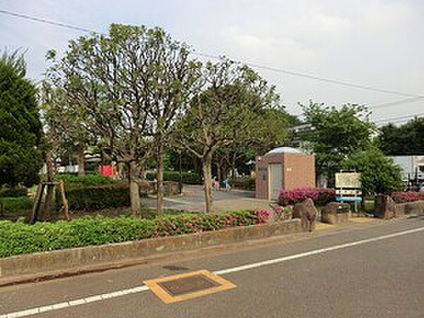 廻沢公園