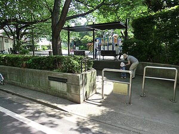 雑司が谷公園