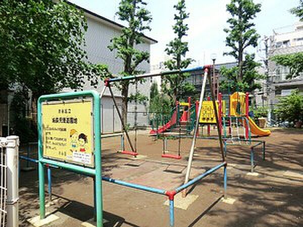 周辺環境:鳩森児童遊園地