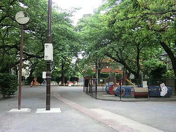 白金児童遊園
