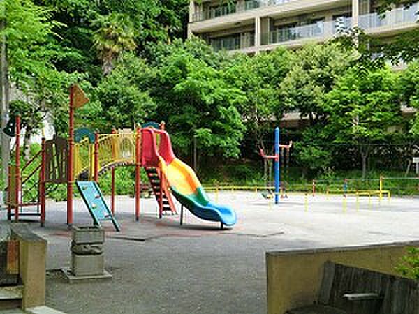 狸穴公園