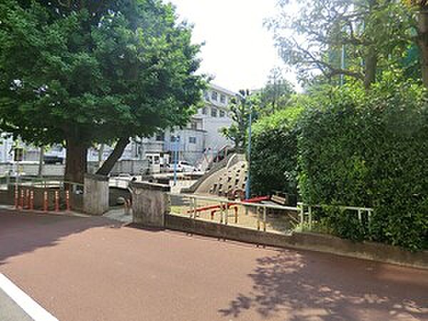 周辺環境:宮下児童遊園