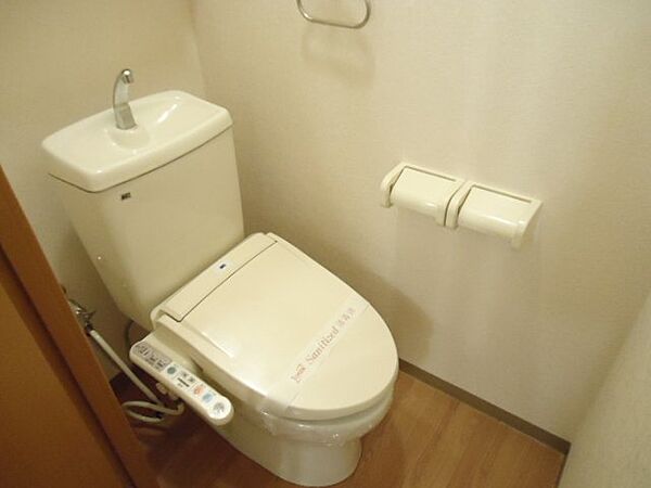 画像11:ウォシュレットトイレ付。