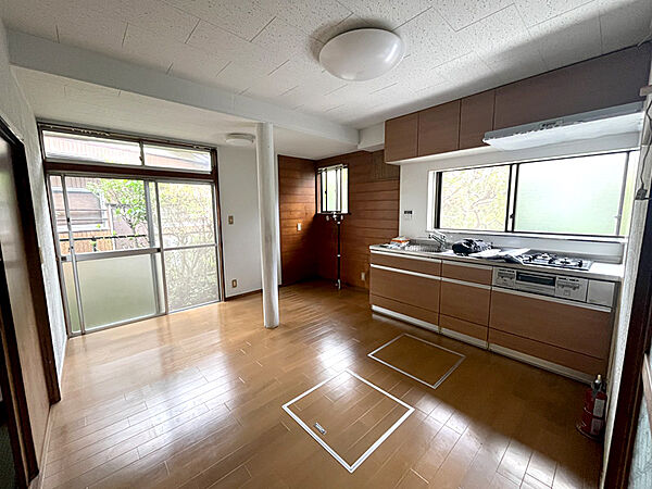 キッチンを拡大表示