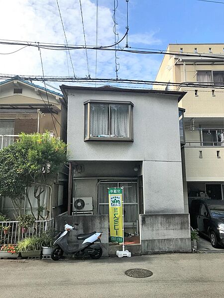 外観：327002682331