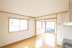 MKハイツII 102号室 1階1DKのリビング/ダイニング