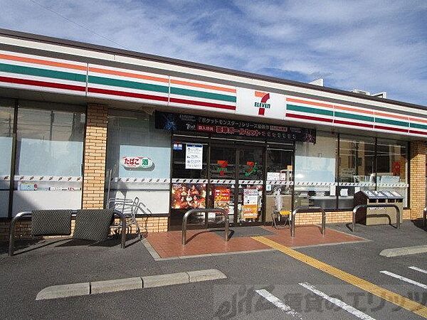 画像28:セブンイレブン　高槻城南町2丁目店 徒歩7分。 560m