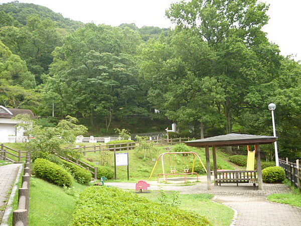 枚岡公園まで761m