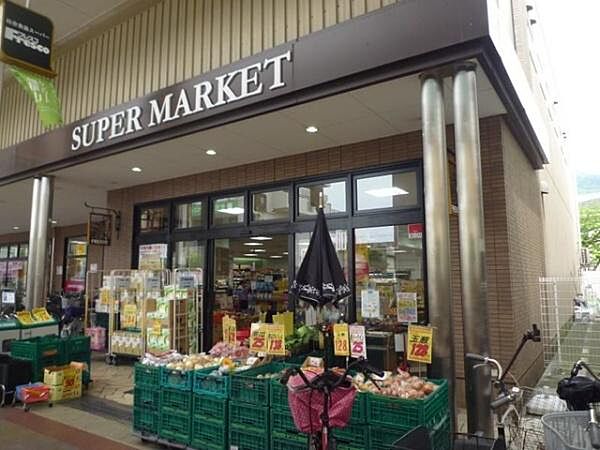 フレスコ瓢箪山店まで220m、徒歩約3分