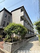 住道駅より徒歩15分 3階 築28年の賃貸物件