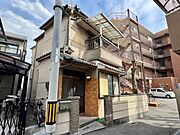 鴻池新田駅より徒歩4分 築44年6ヶ月 2階建の賃貸物件
