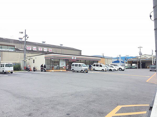 セブンイレブン東大阪箕輪2丁目店まで548m