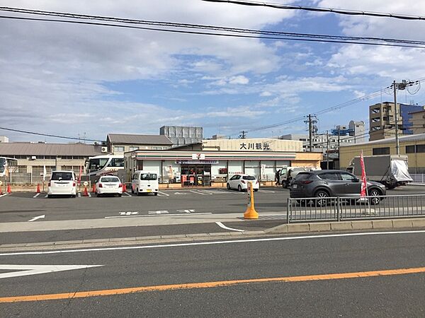 セブンイレブン新田西町店まで198m